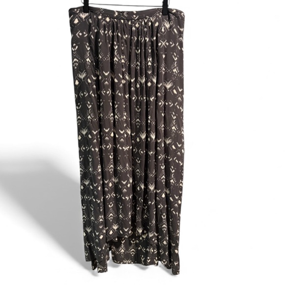 Free People Dresses & Skirts - Free People Charcoal Gray &‎ Ivory Sleeveless High Low Dress- Size Medium